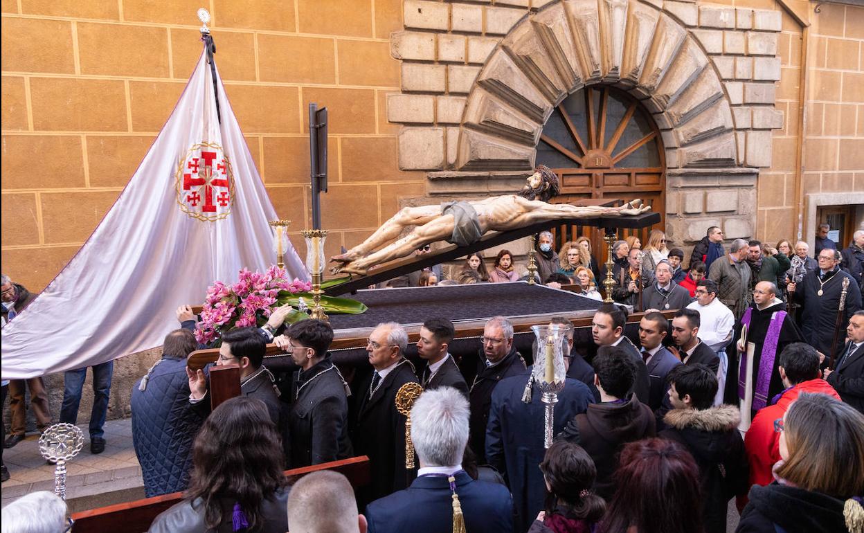 Vía Crucis de la Cofradía de la Sagrada Pasión celebrado este sábado.