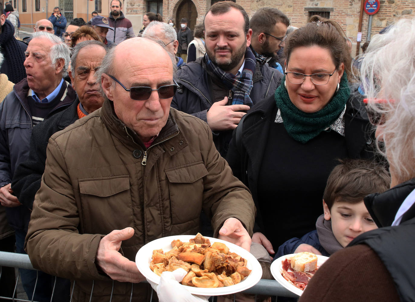 Degustación gastronómica del cerdo en San Lorenzo. 