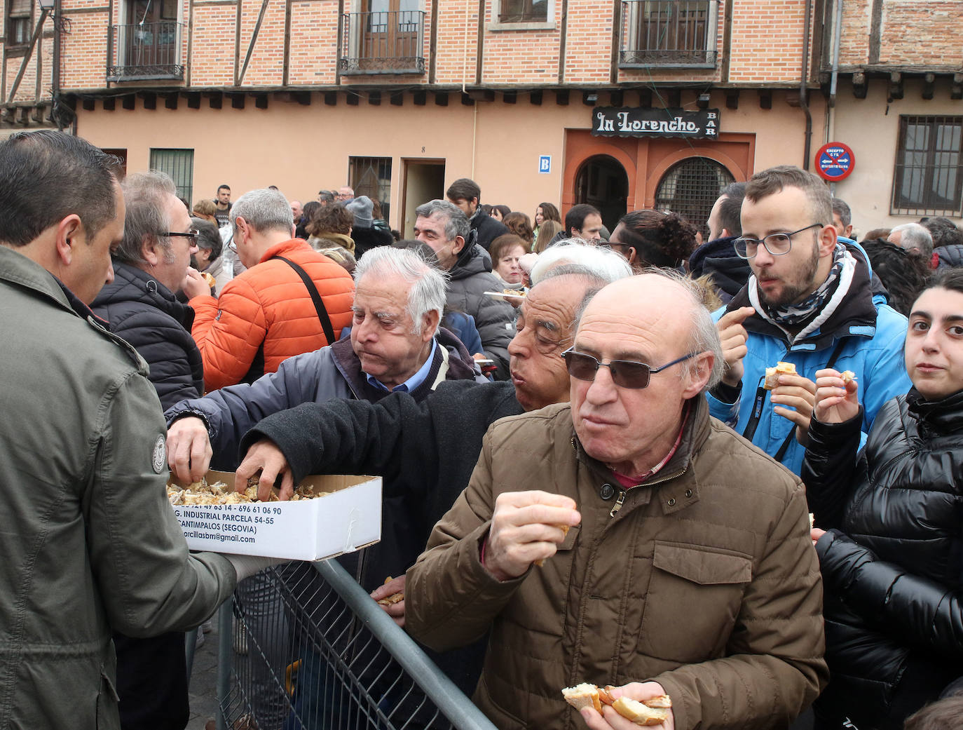 Degustación gastronómica del cerdo en San Lorenzo. 