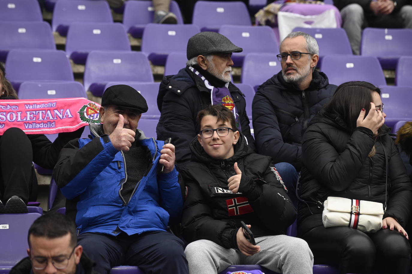 Fotos: Búscate en la grada del José Zorrilla (2/5)