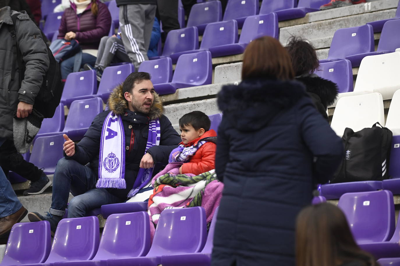 Fotos: Búscate en la grada del José Zorrilla (2/5)