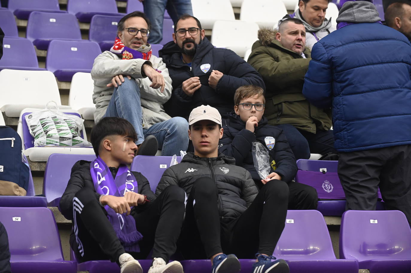 Fotos: Búscate en la grada del José Zorrilla (2/5)