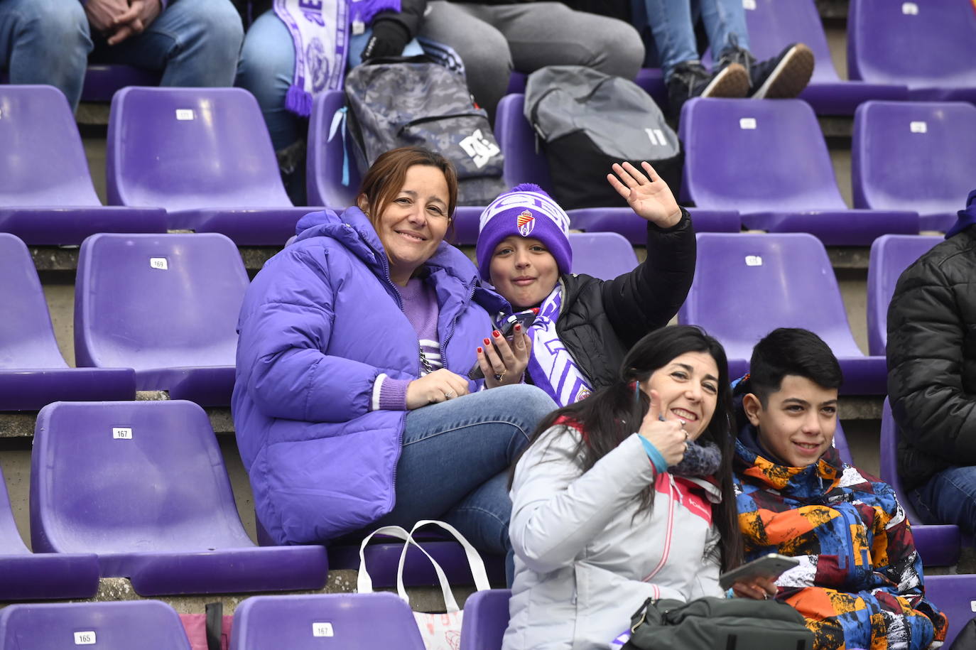 Fotos: Búscate en la grada del José Zorrilla (4/5)