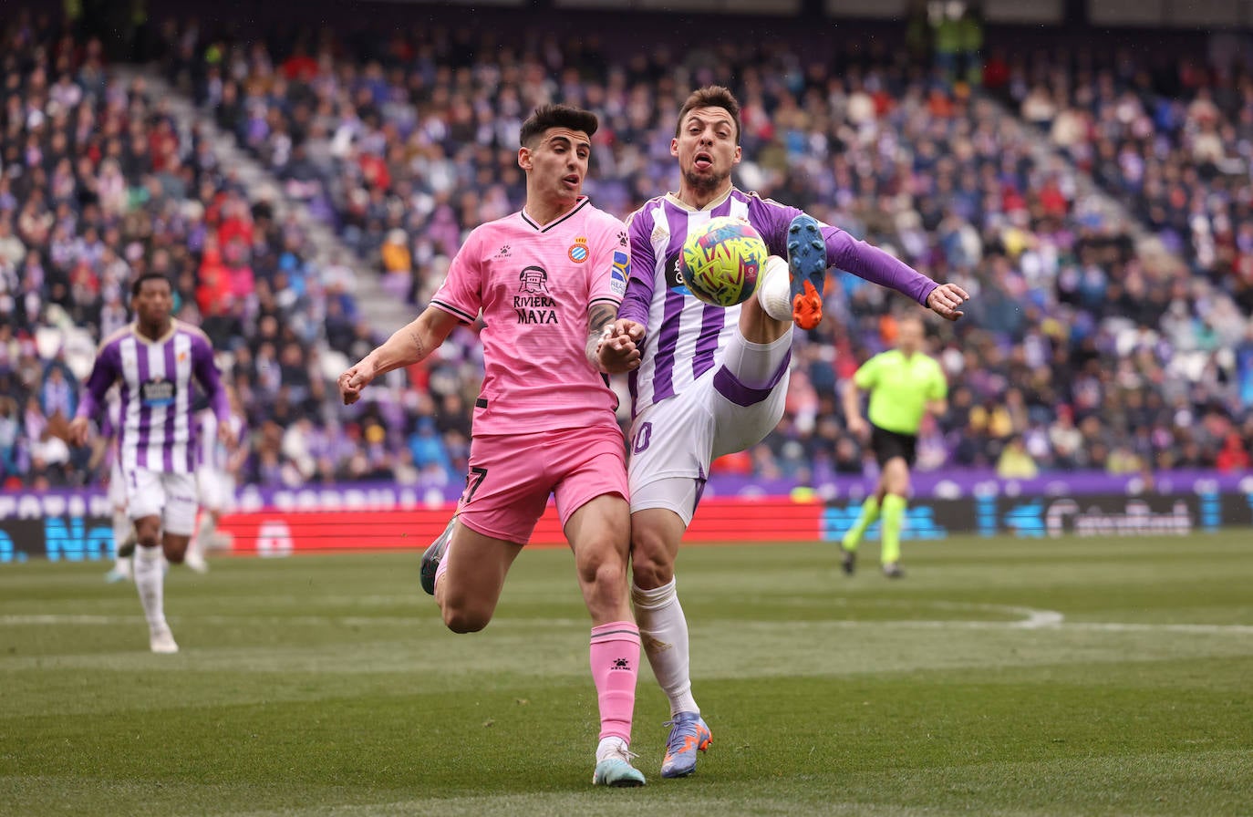 Fotos: Las imágenes del partido entre el Real Valladolid y el Espanyol