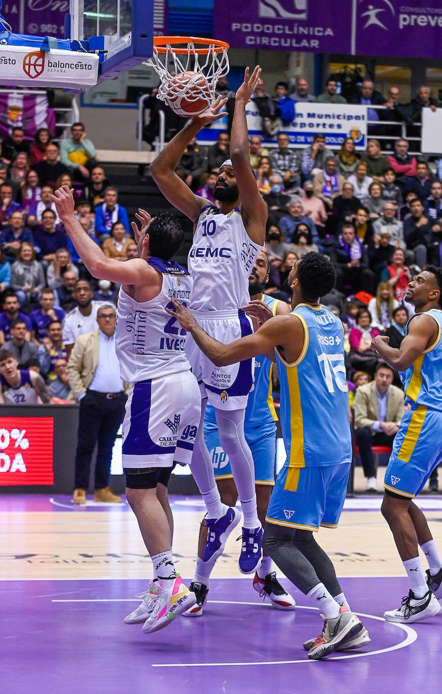 Fotos: Real Valladolid de baloncesto 81 - 75 Estudiantes