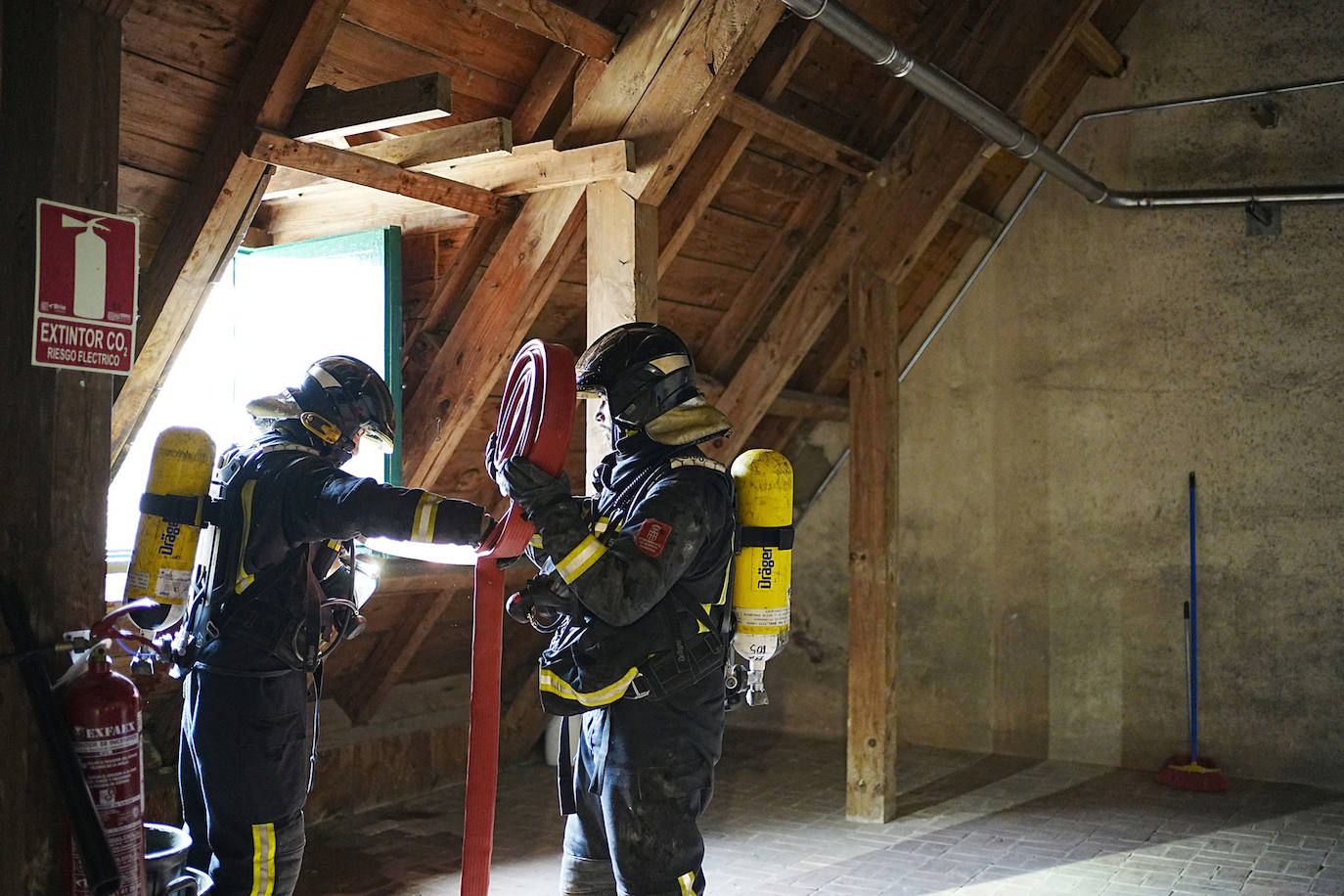 Simulacro de emergencias en el Alcázar de Segovia. ICAL Y EL NORTE