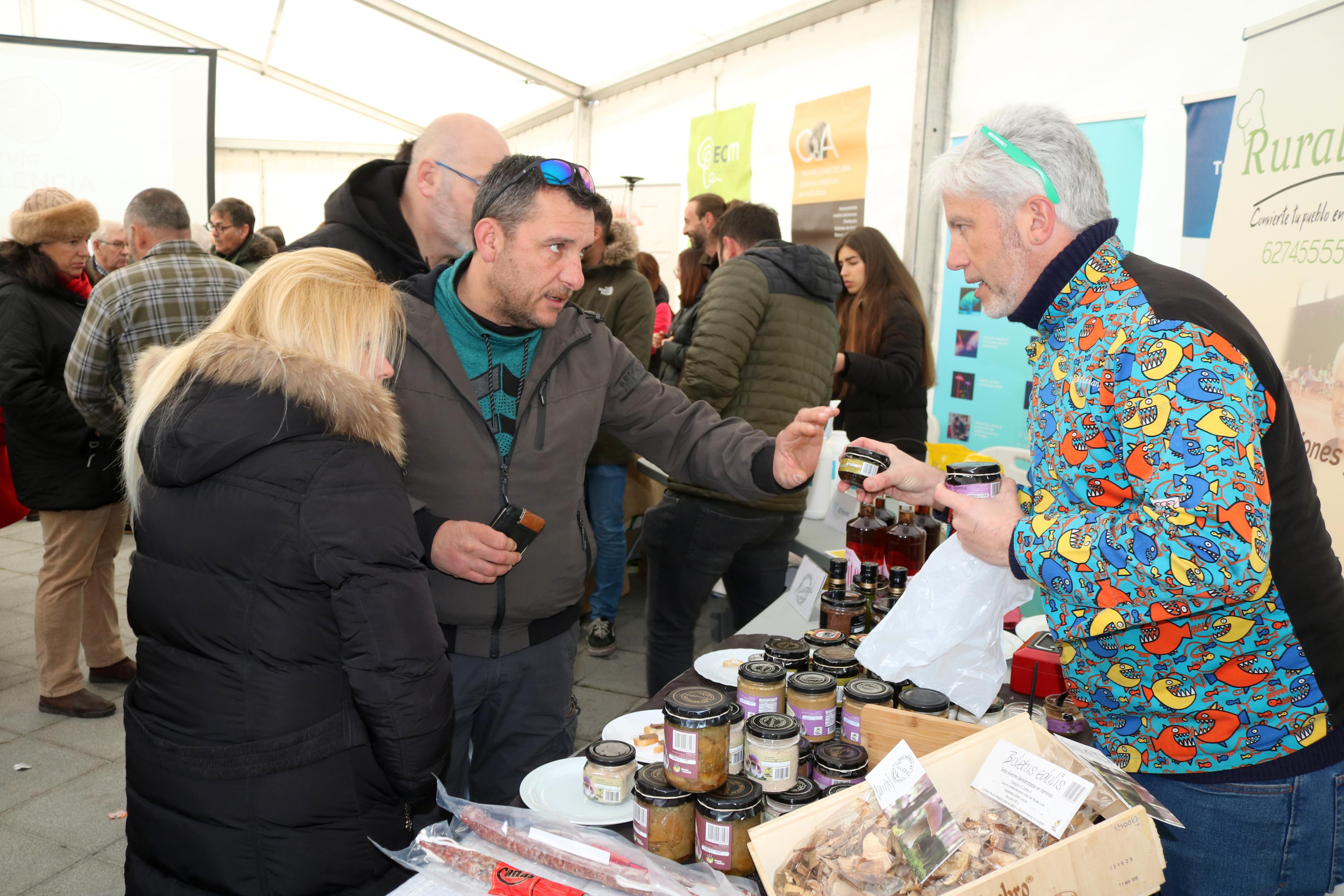 Baltanás se convirtió en la capital de la trufa con una exitosa feria