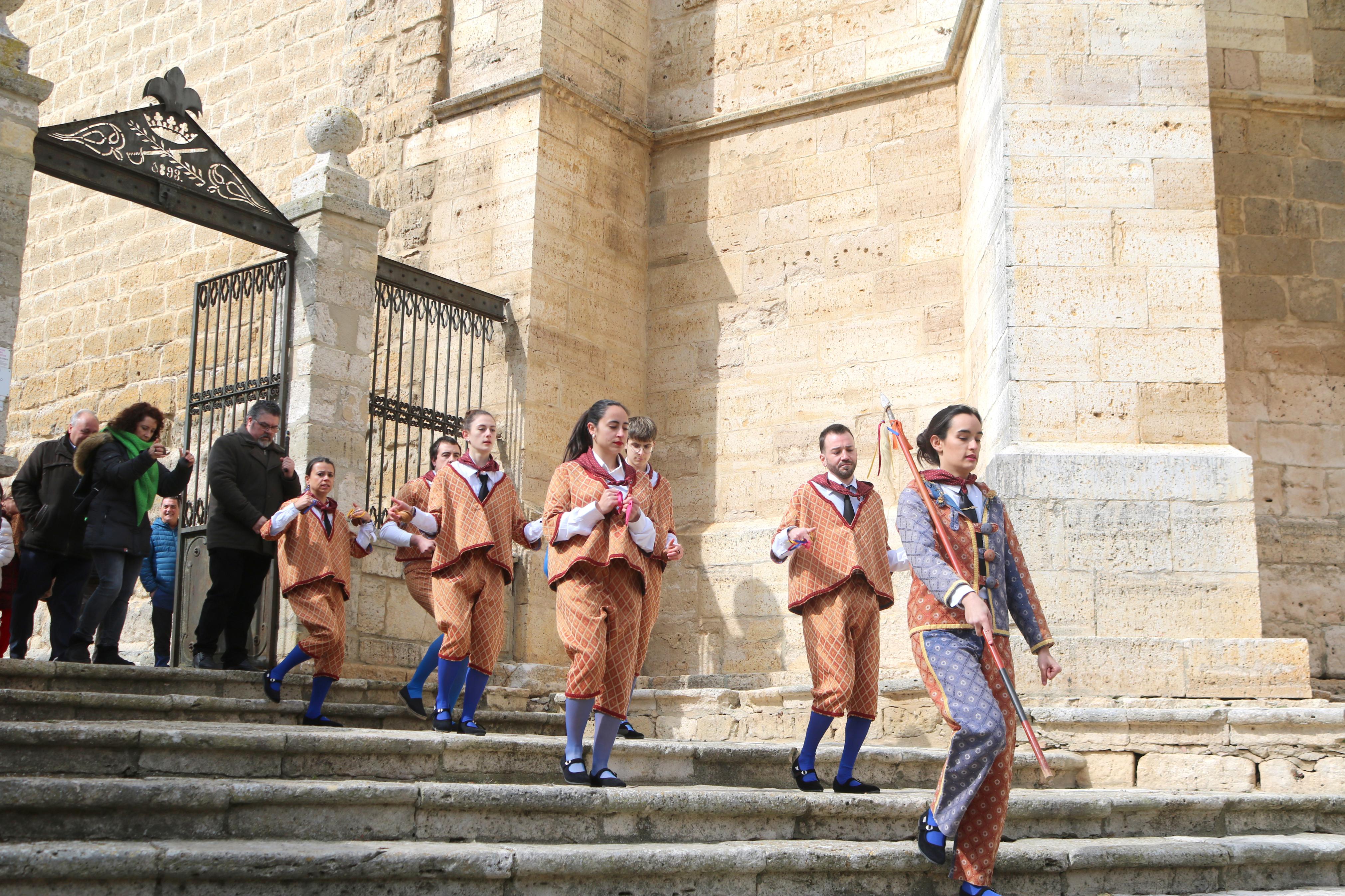 Villamediana celebra con todos los honores la fiesta de Santo Tomás