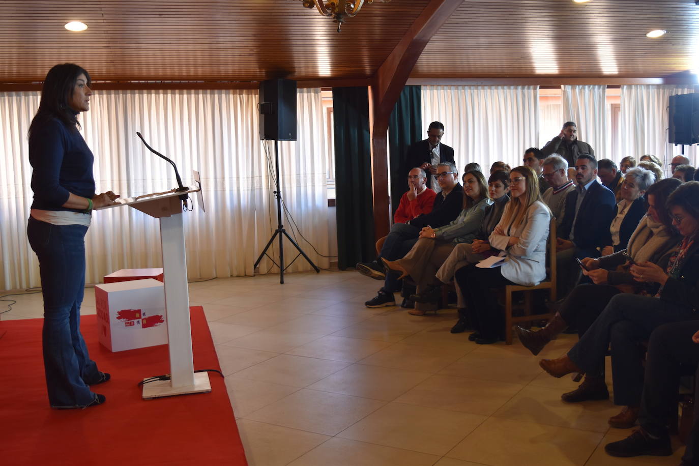 Fotos: La ministra Isabel Rodríguez apoya a los candidatos del norte de Palencia