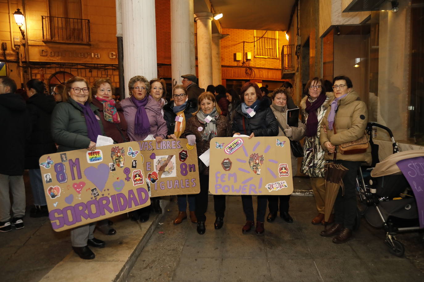 La manifestación del Día Internacional de la Mujer en Peñafiel.