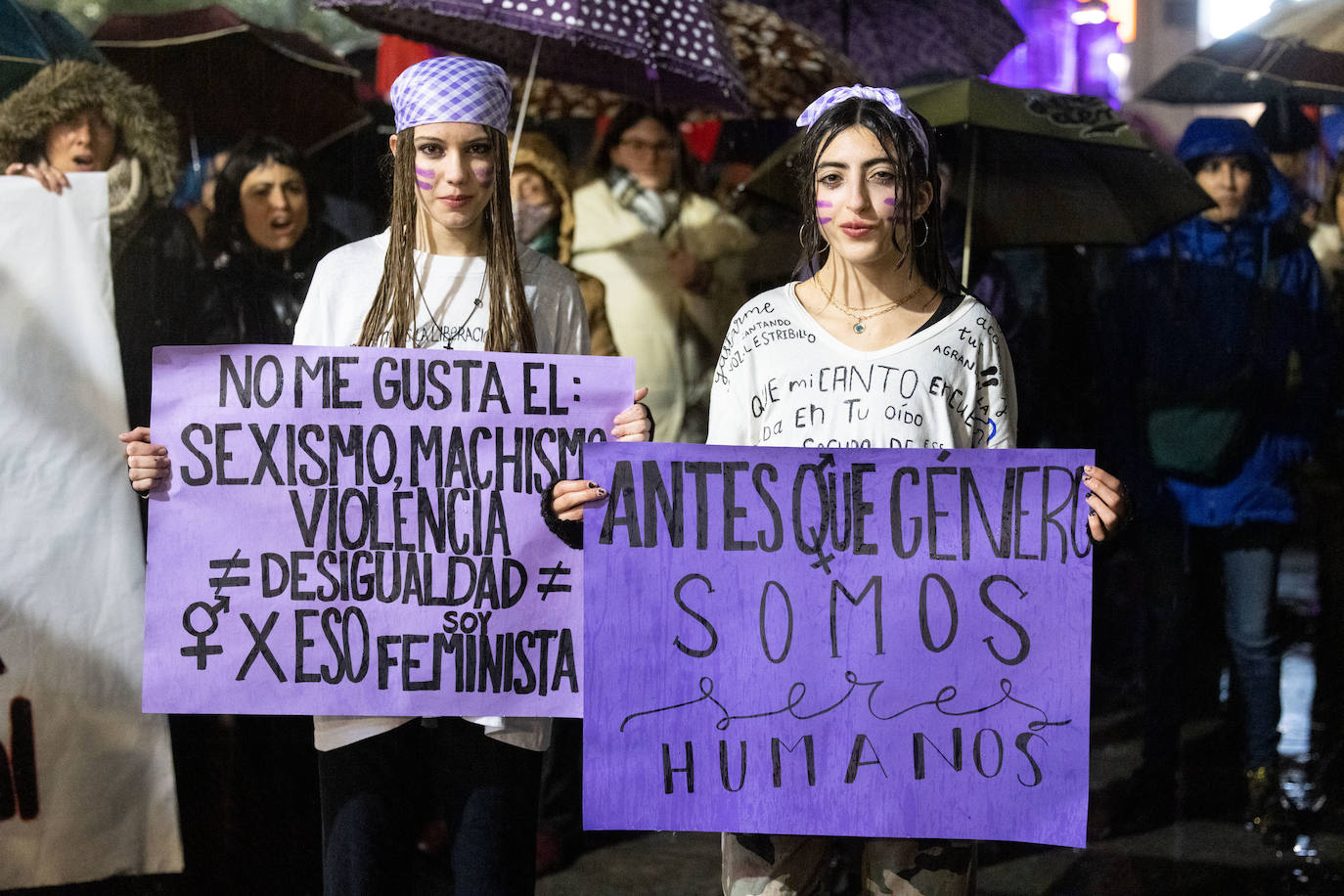 Fotos: Las imágenes de la manifestación del 8M en Valladolid