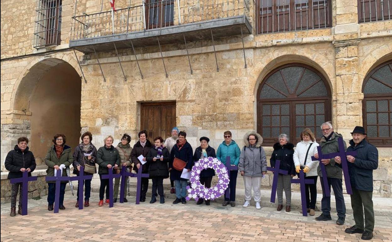 Torreños participando en los actos del Día de la Mujer 