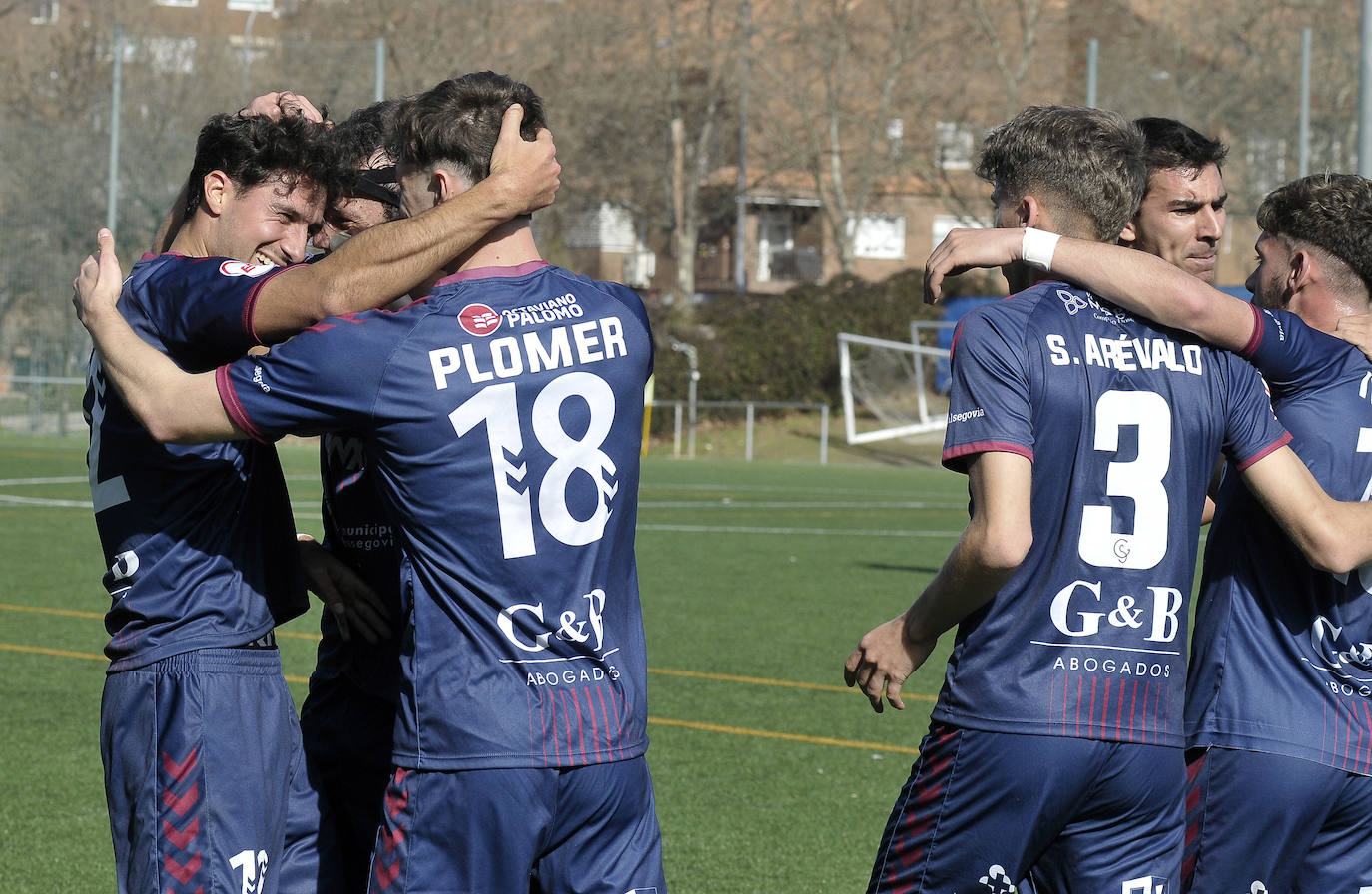 Partido entre el Alcorcón B y la Gimnástica Segoviana.