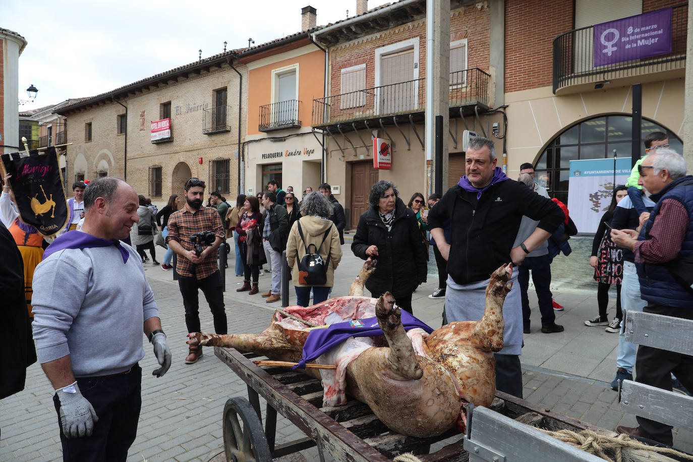 Fotos: Tradición y fiesta se aúnan en Villada en torno a la matanza