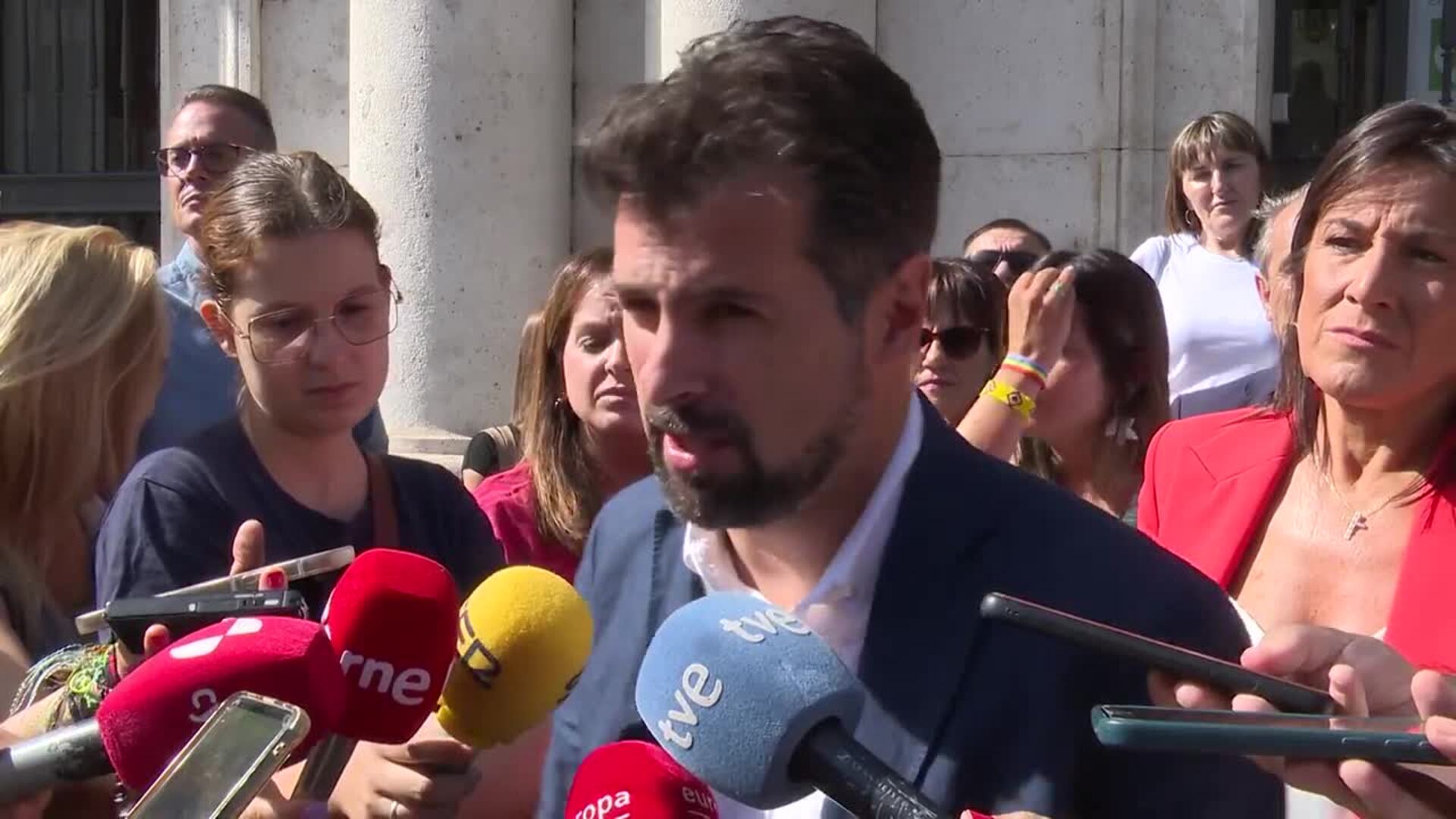 Tudanca orgulloso por recibir la "medalla" de defensa del colectivo LGTBI ante Abogados Cristianos