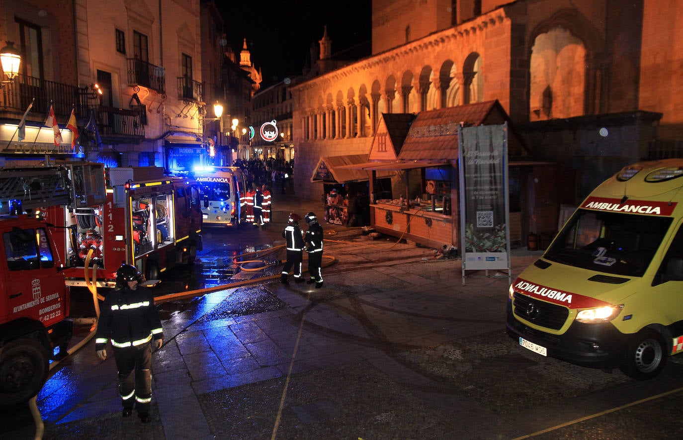 El incendio en la churrería de la Calle Real, en imágenes