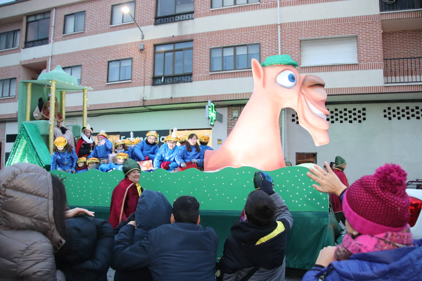 La Cabalgata de Reyes de Cuéllar, en imágenes