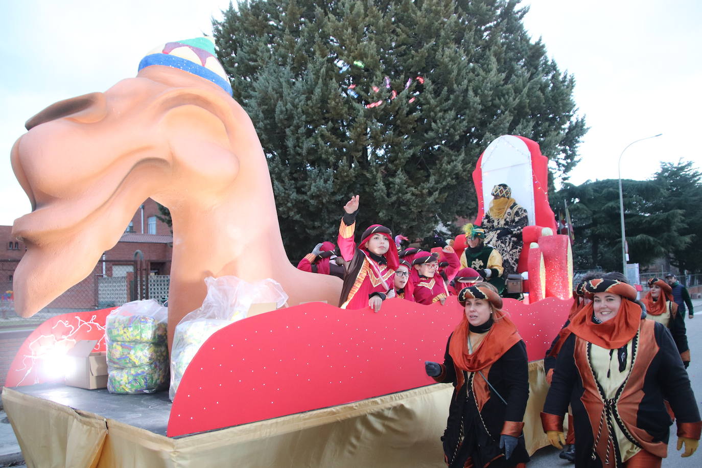 La Cabalgata de Reyes de Cuéllar, en imágenes