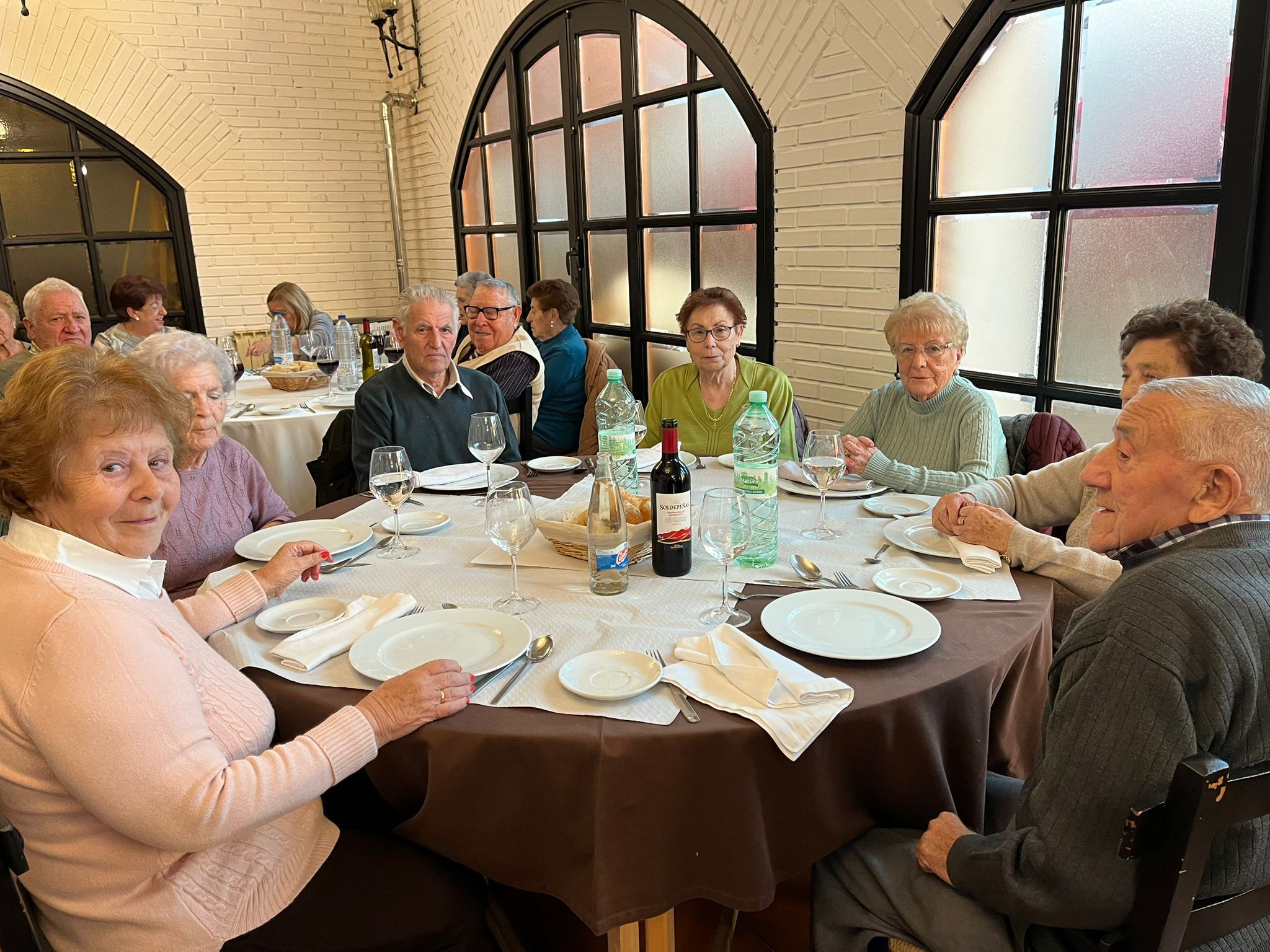 Los Jubilados de Baltanás brindan por el Nuevo Año