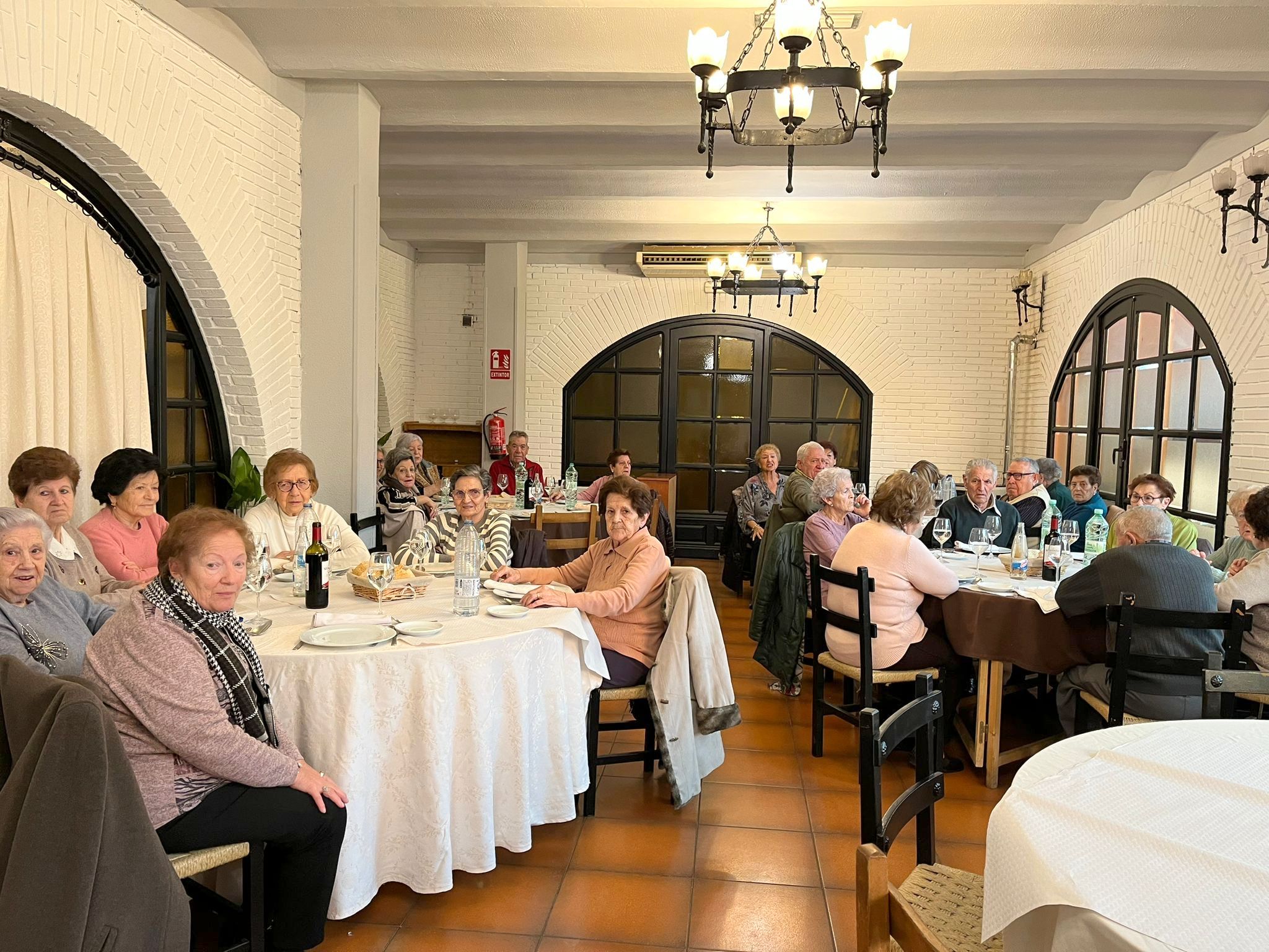 Los Jubilados de Baltanás brindan por el Nuevo Año