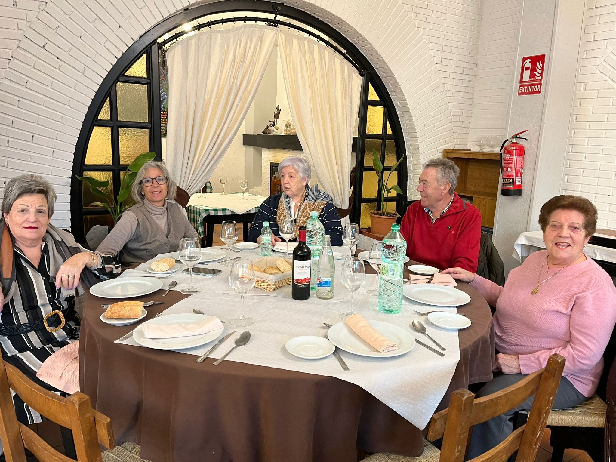 Los Jubilados de Baltanás brindan por el Nuevo Año