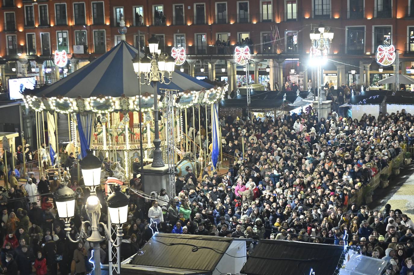 Las imágenes de la cabalgata de los Reyes Magos en Valladolid (1/4)