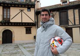 Javi Marcos, en la plaza de San Lorenzo.