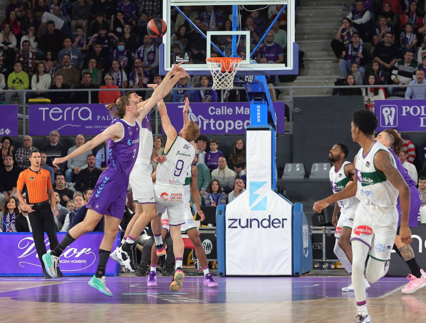 Zunder Palencia 72-86 Unicaja