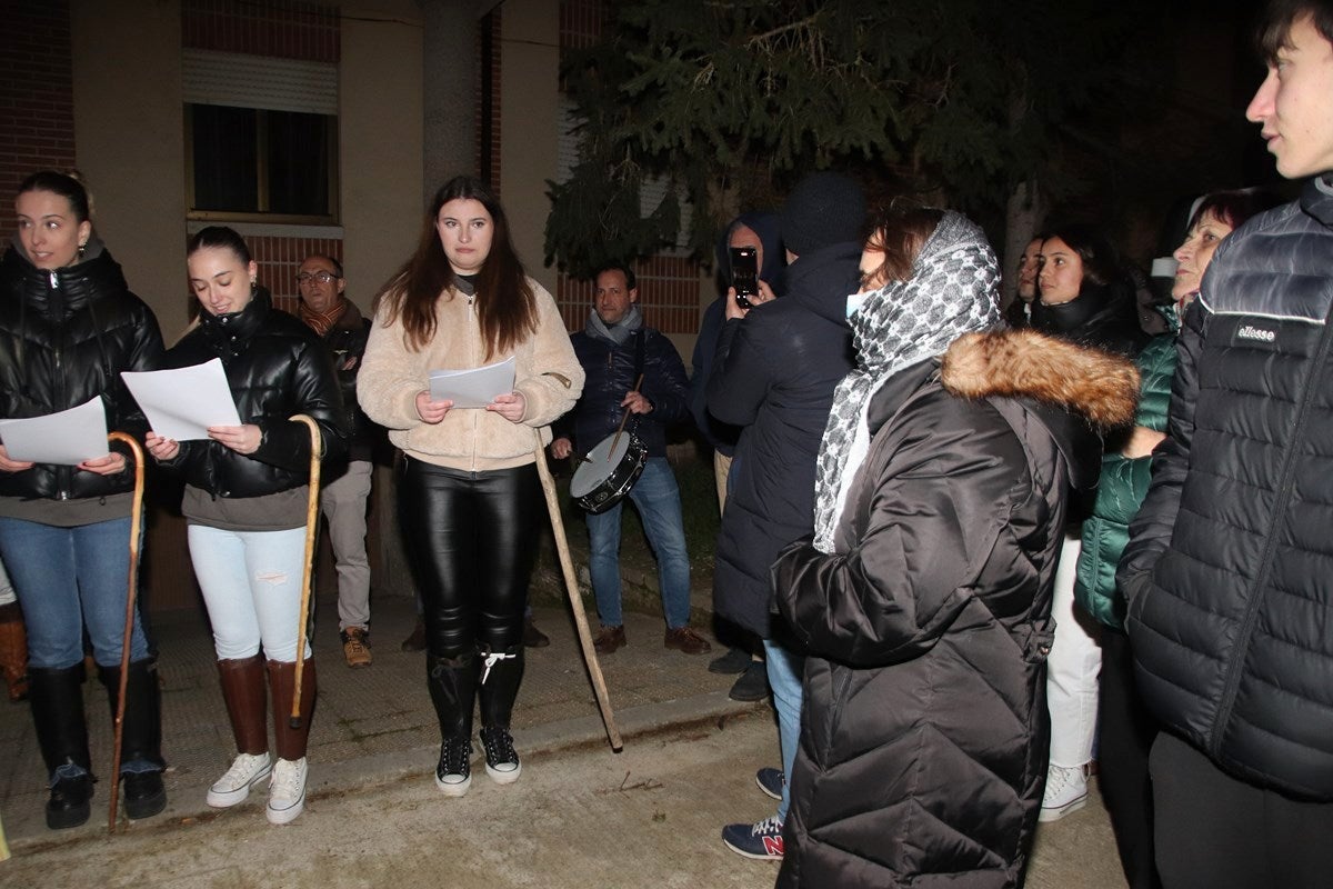 Los Quintos de Torquemada cantan las tradicionales redes