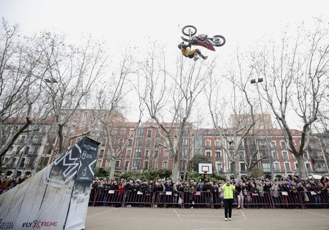 Exhibición de freestyle en Recoletos.