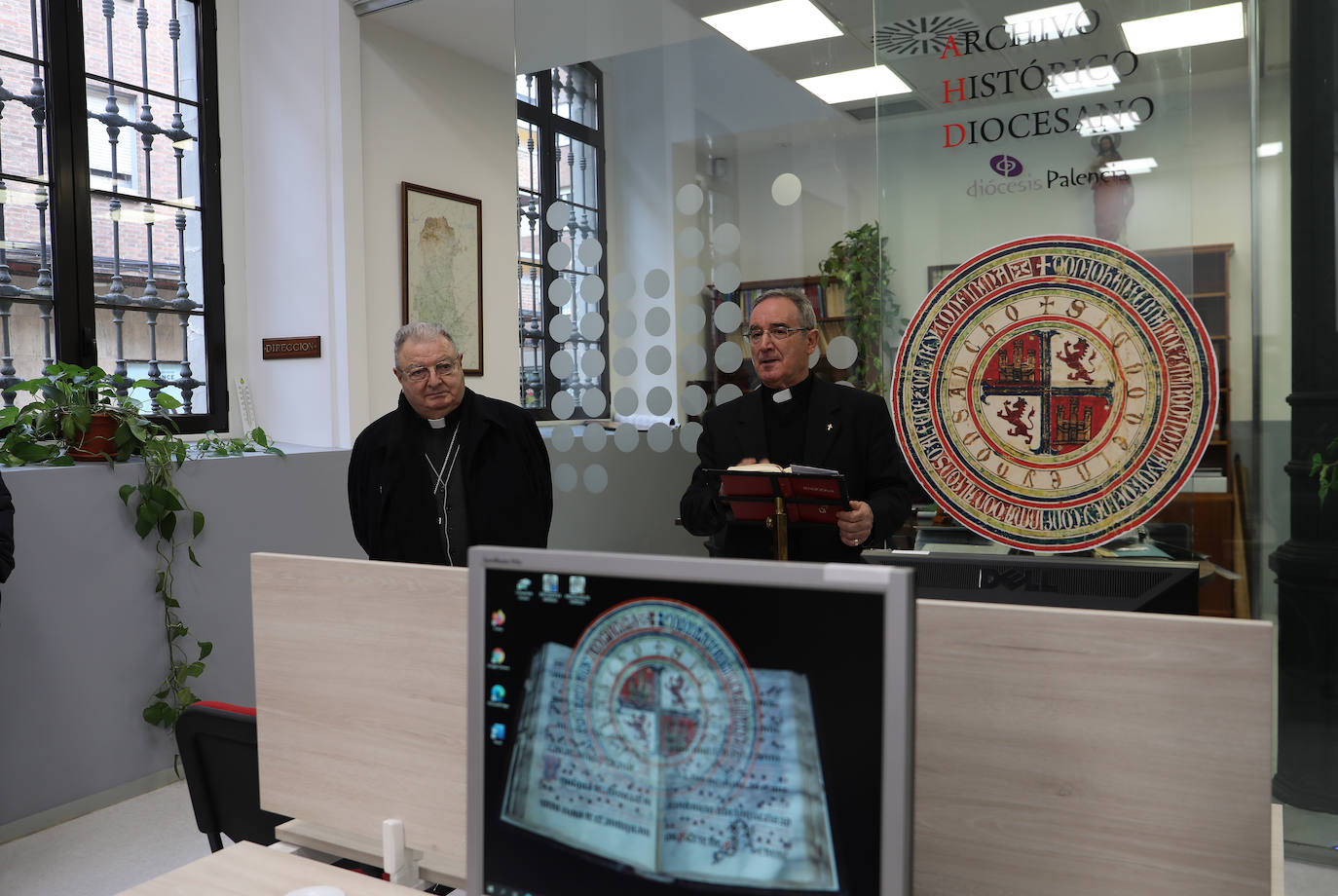 El Archivo Diocesano ofrece su valiosa información a Palencia