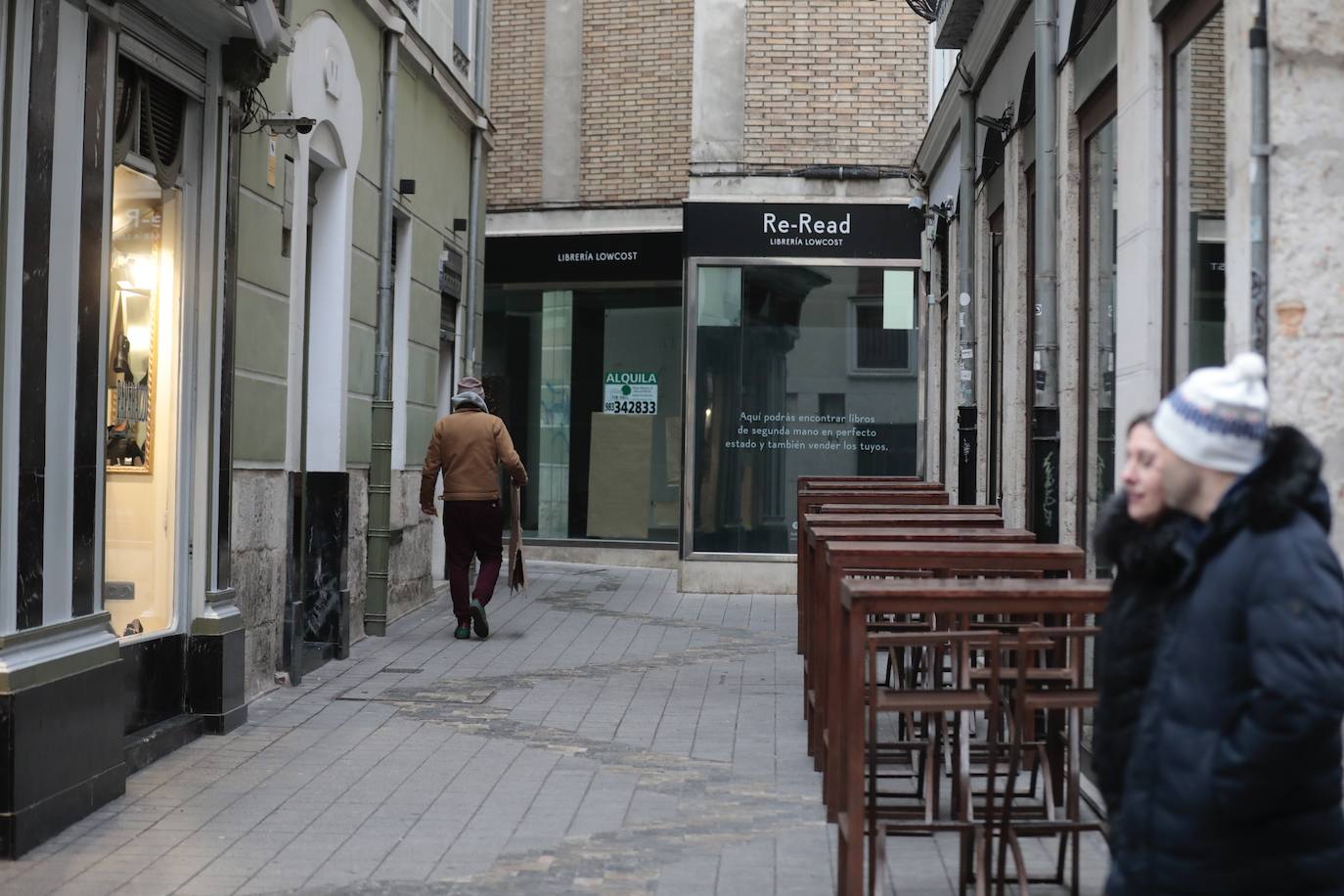 Un paseo en imágenes por la calle Sierpe