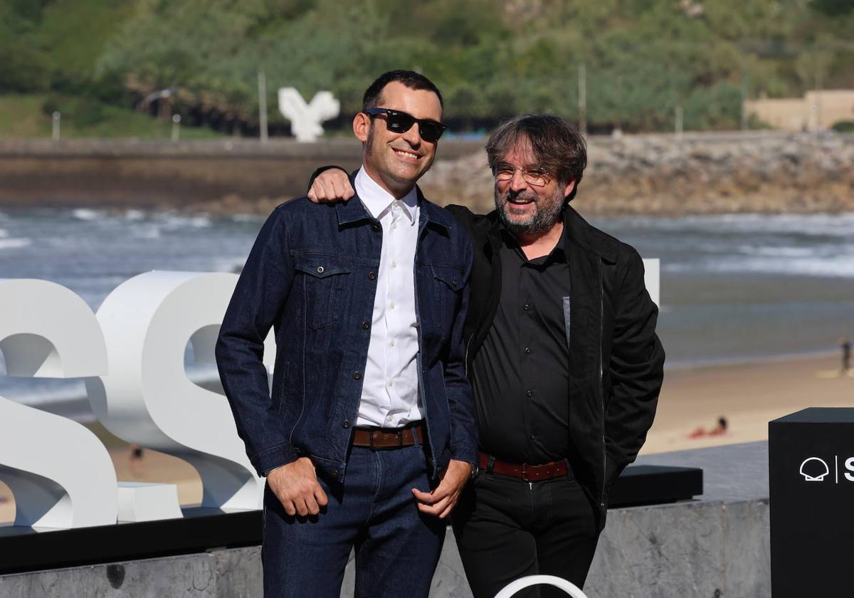 Jordi Évole y Màrius Sánchez presentan 'No me llame Ternera' en el Festival de cine de San Sebastián el pasado mes de septiembre.