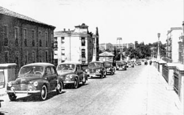 El 12 de agosto de 1953 salieron a la calle los primeros vehículos fabricados por Fasa-Renault.