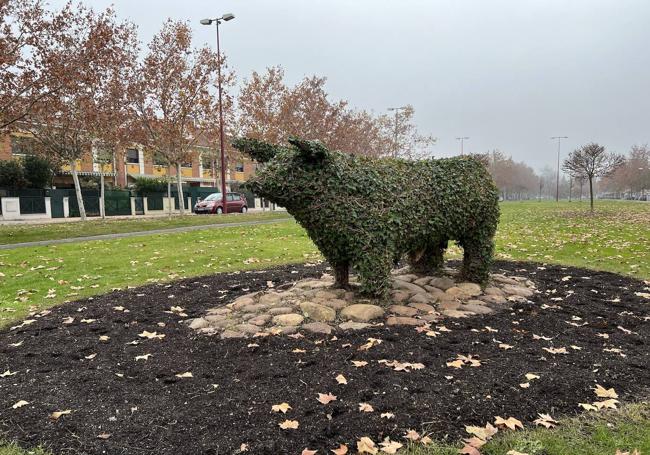 Para que el toro no pierda la forma, se poda una media de tres o cuatro veces al año.