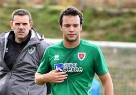 Óscar de Frutos, durante un entrenamiento con el Numancia.