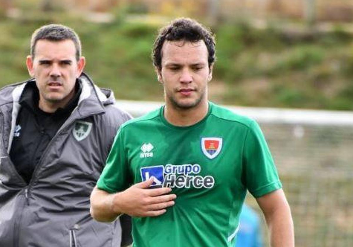 Óscar de Frutos, durante un entrenamiento con el Numancia.