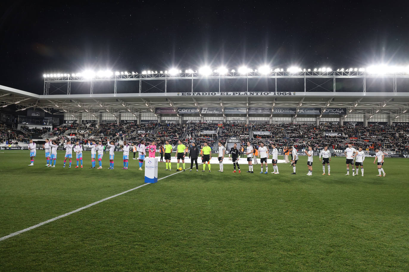 El encuentro entre el Burgos CF y el Real Valladolid, en imágenes