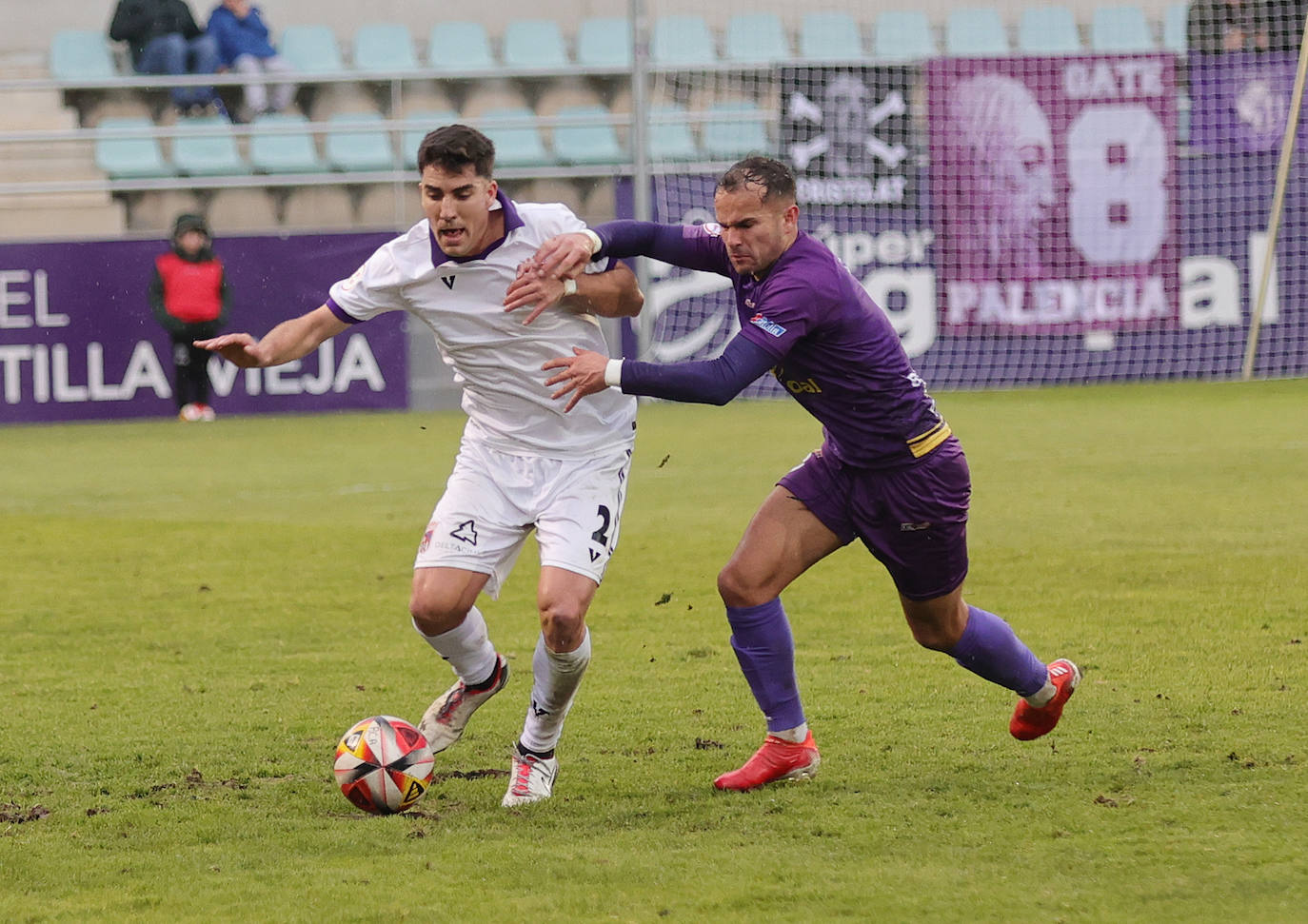 El Palencia CF se lleva el derbi en La Balastera