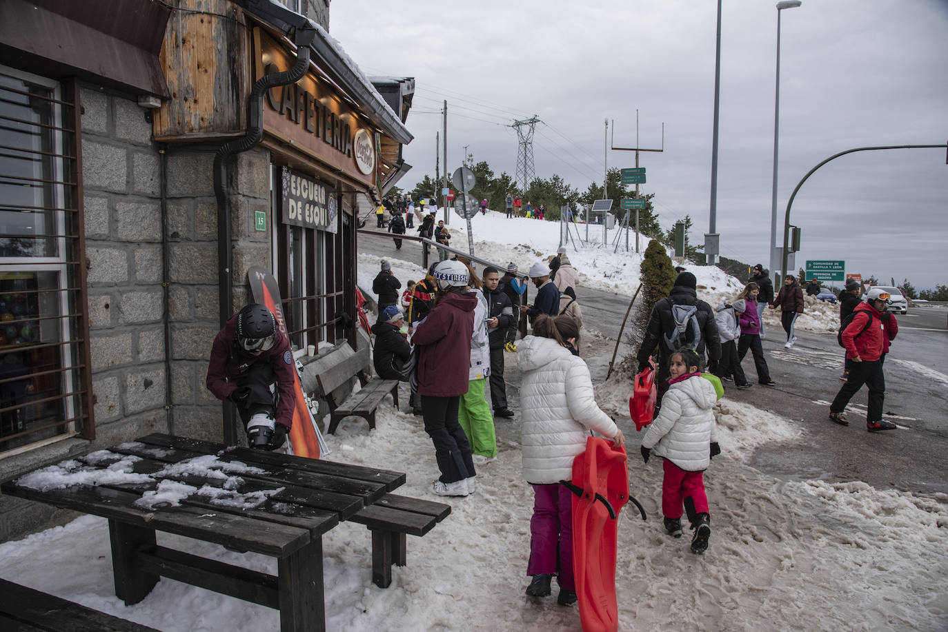 Los colapsos en Navacerrada, en imágenes