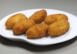 Tapa de croquetas de diferentes variedades.