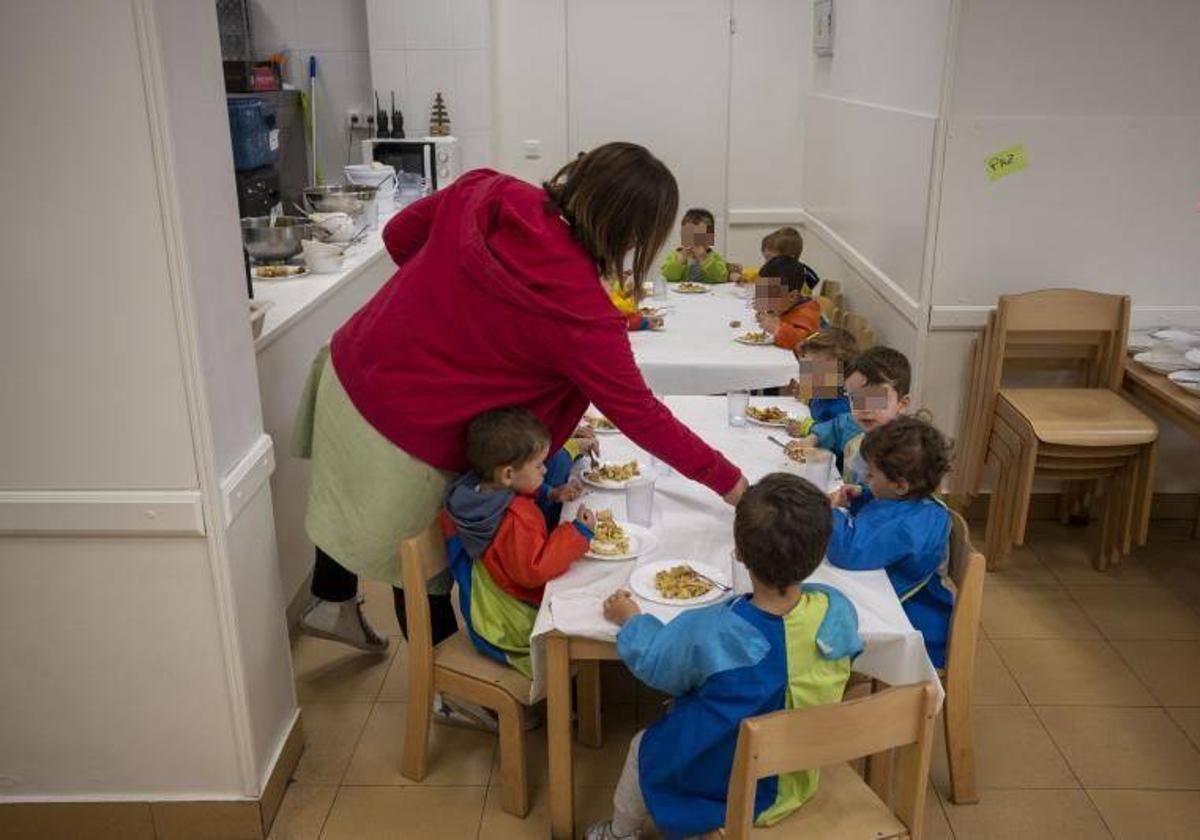 Imagen de archivo de un comedor escolar.