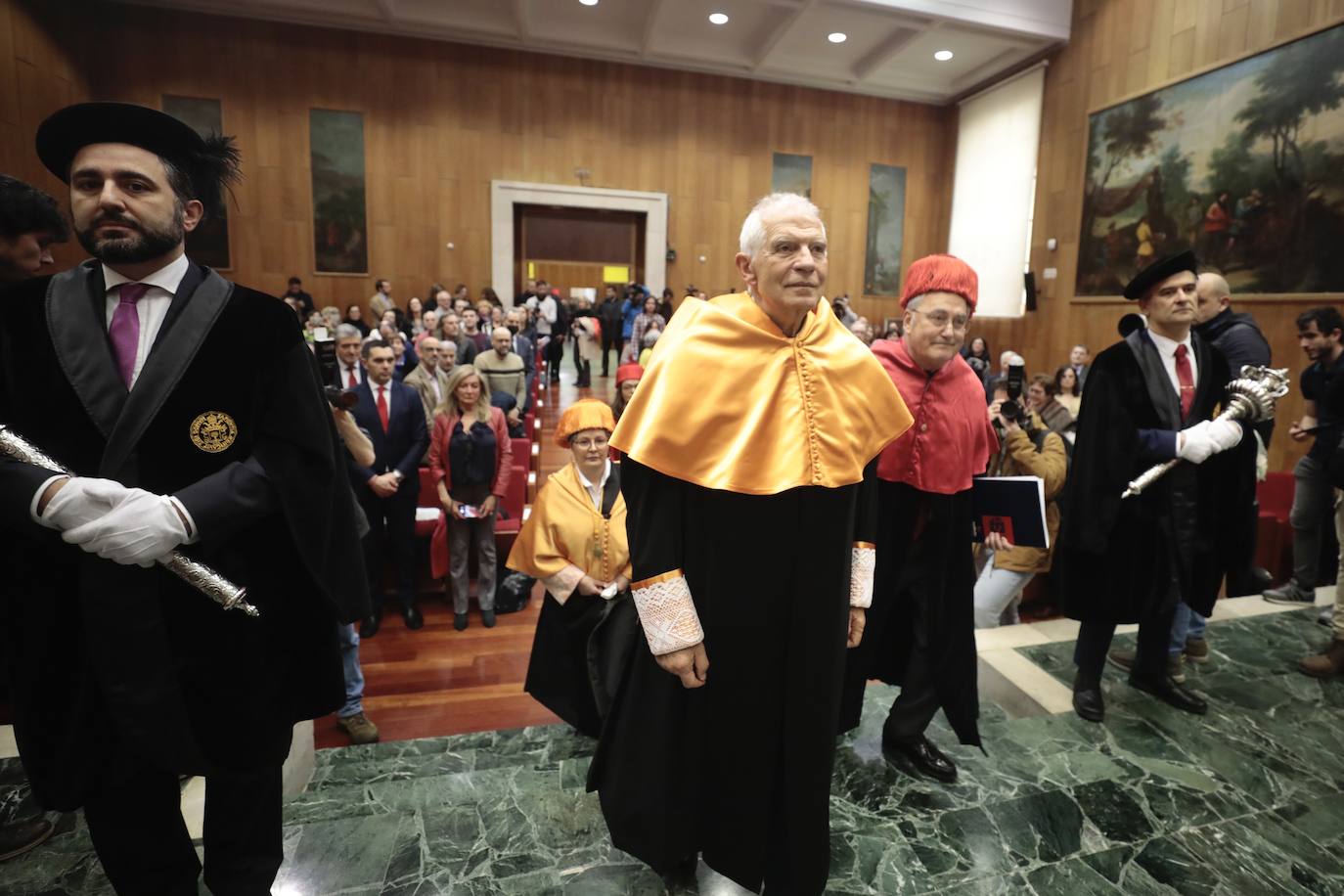 Josep Borrell recibe el Doctorado Honoris Causa por la Universidad de Valladolid