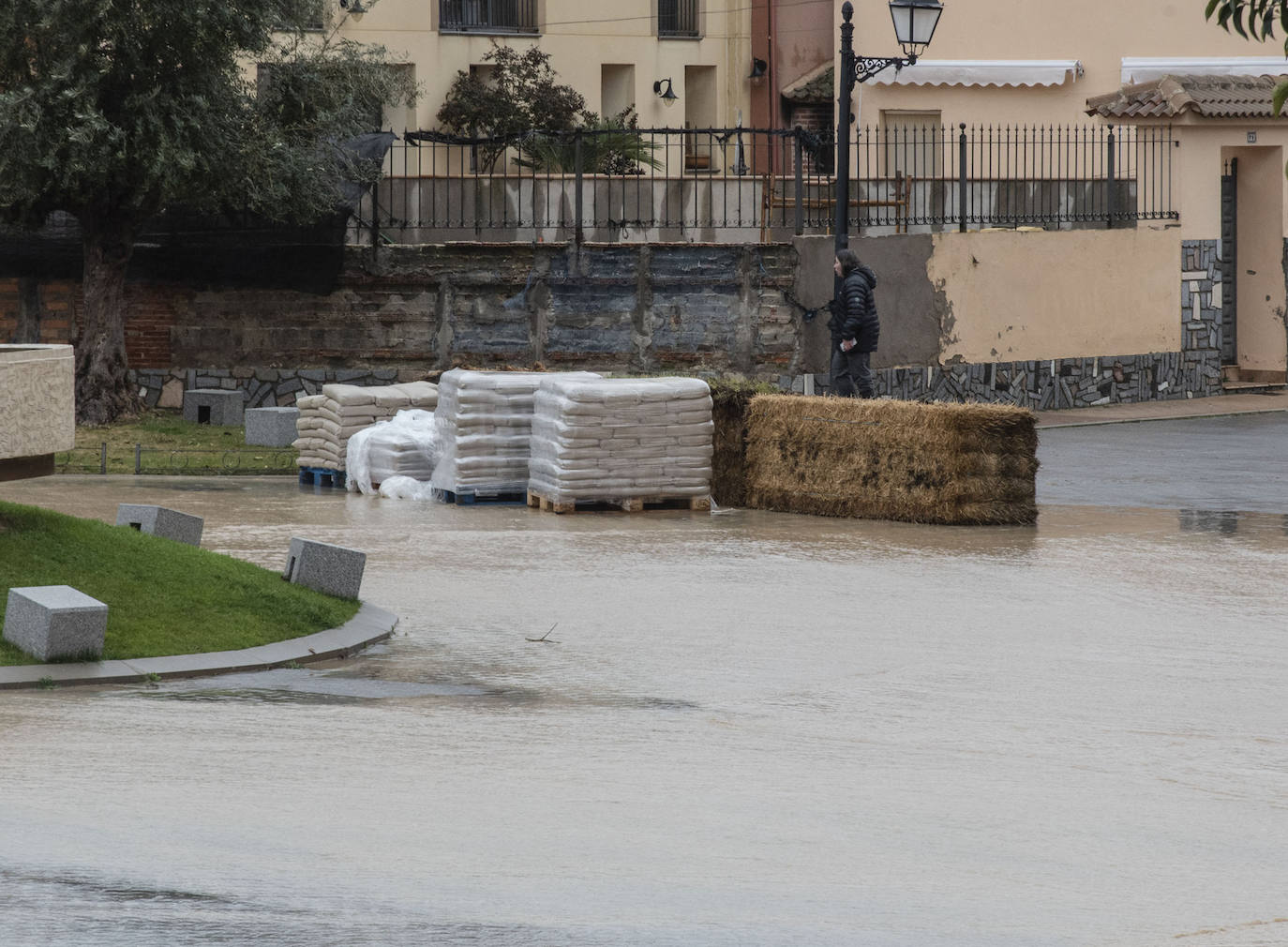 La inundación en Valverde del Majano, en imágenes