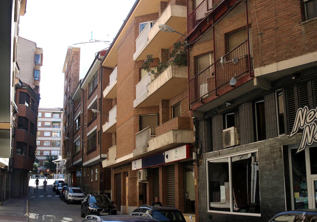 En la calle San Vicente Ferrer de Segovia se produjo uno de los robos.