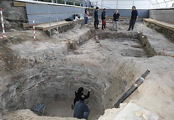 Trabajos de excavación en la ciudad de Las Quintanas.