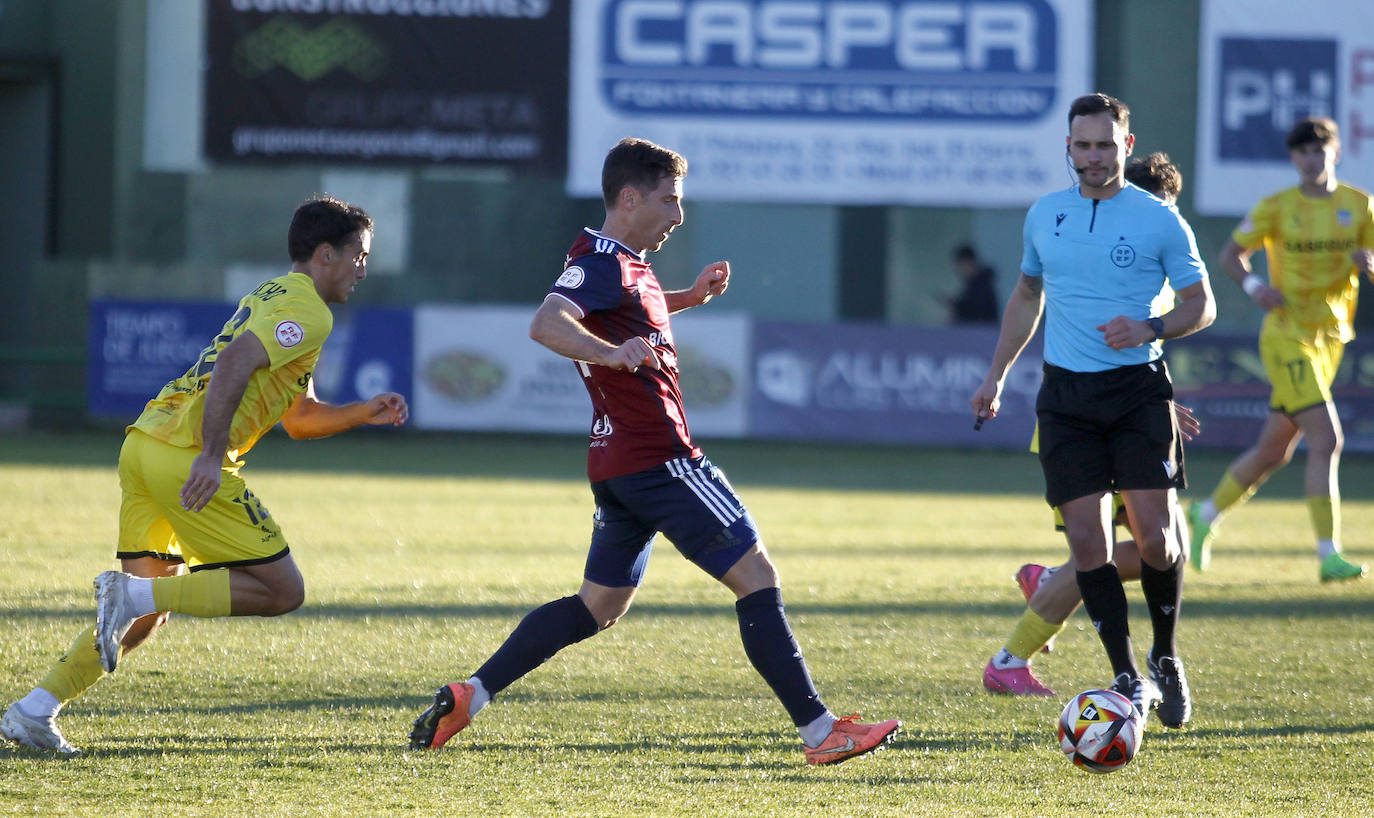 El empate de la Segoviana ante el Navalcarnero, en imágenes