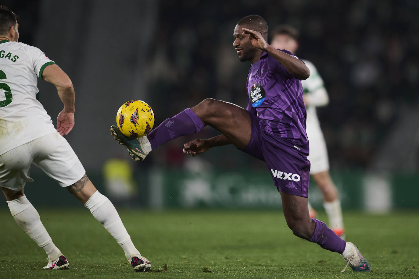 Las imágenes del partido Elche-Real Valladolid