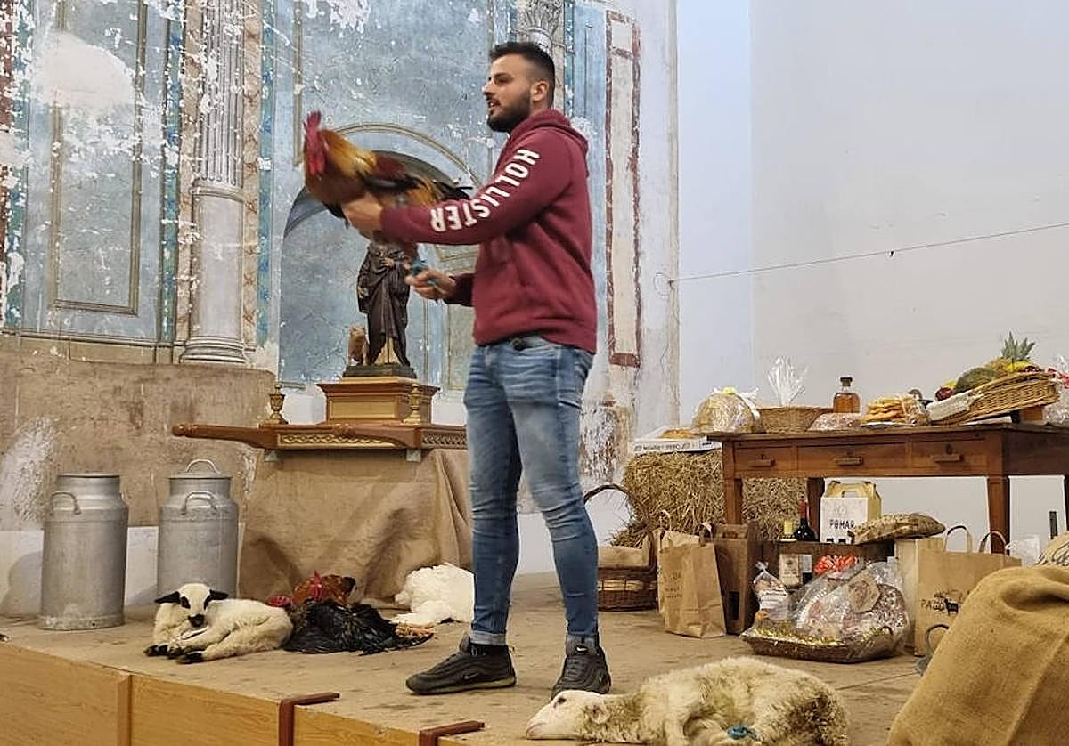 Iván Callejo durante la subasta, que se celebró el pasado sábado en la localidad vallisoletana de Bolaños de Campos.
