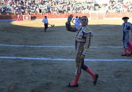 Corrida de toros en la plaza de Segovia durante unas fiestas de San Pedro.